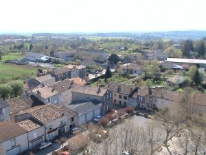 Le Tour du Village