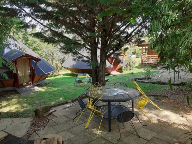 Les Tipis du Petit Buisson