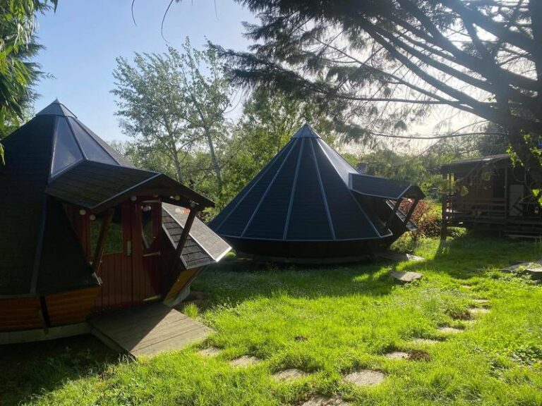 Les Tipis du Petit Buisson