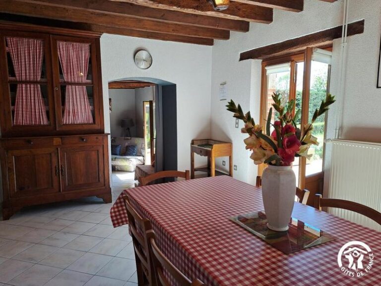 La Teulière - Lombers - Gîtes de France Sud - salle à manger